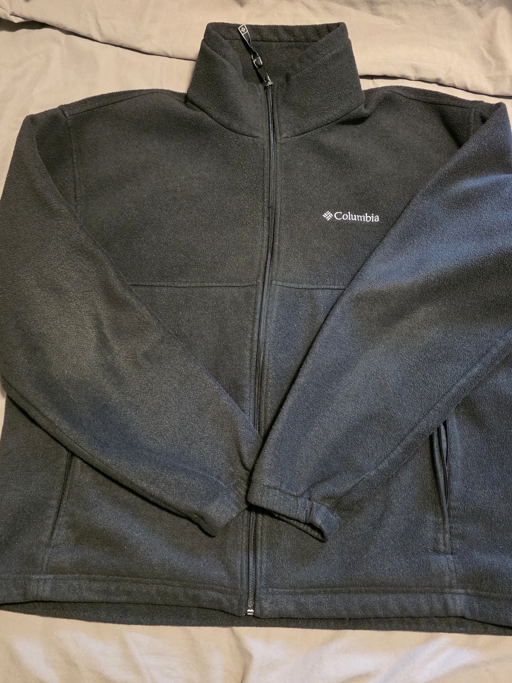 Columbia Men's Full-Zip Black Fleece Jacket